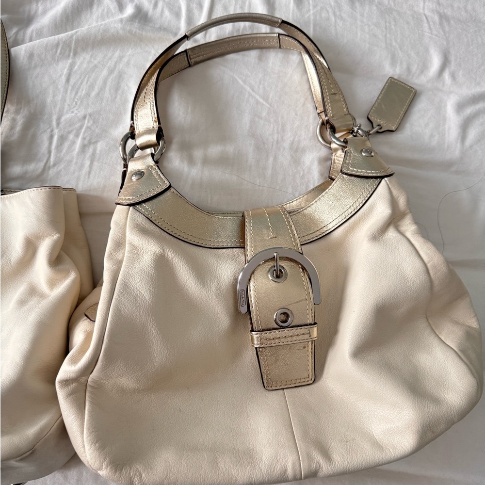 Coach hand bag white (price for 2)